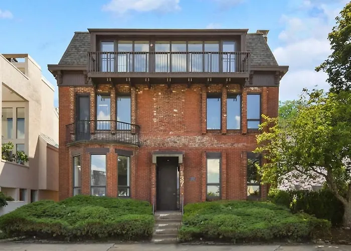 Apartment Hostwise - The Grandview - Great Views - Private Parking *