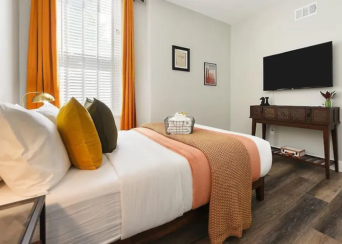 Apartment Hostwise - The Grandview - Great Views - Private Parking *