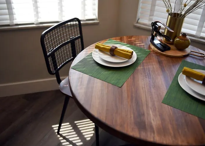 Apartment Hostwise - The Grandview - Great Views - Private Parking