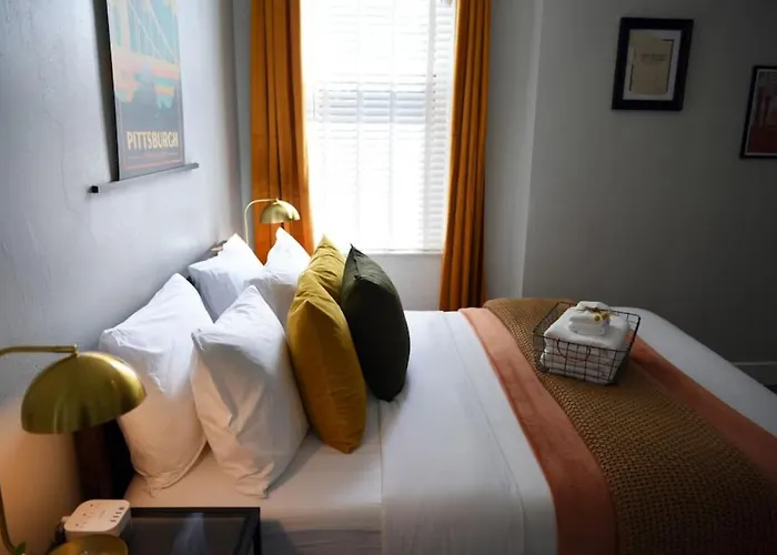 Apartment Hostwise - The Grandview - Great Views - Private Parking *