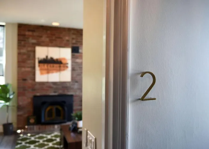 Apartment Hostwise - The Grandview - Great Views - Private Parking Pittsburgh